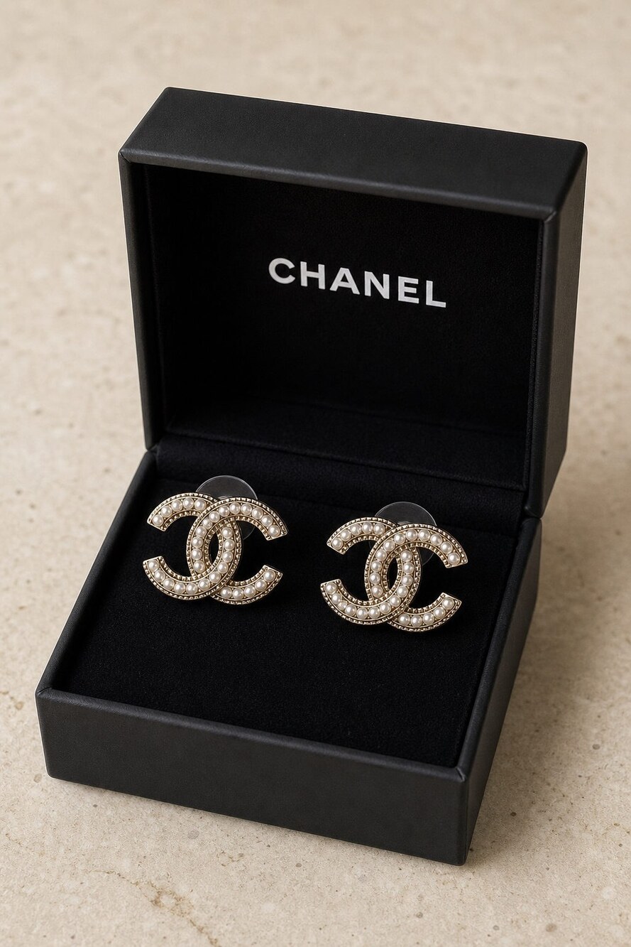 CHANEL Classic Parisian Earrings Style 31 | New with Box - Picture 2 of 9